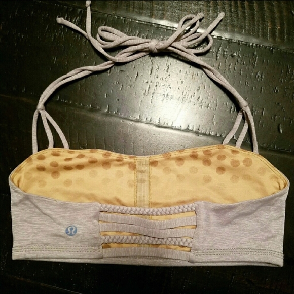 EUC LULULEMON INCREDIBLE YOGA SPORTSBRA SZ MEDIUM - Picture 2 of 2